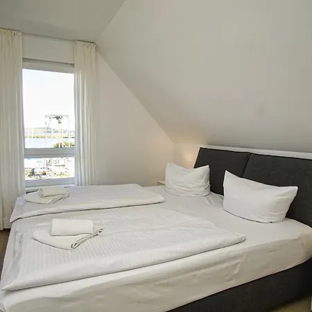 Timpete Haus Steuerbord Terrasse, Meerblick, Eigene Sauna Ferienhaus Gager
