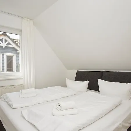 Hafennahes Mit Terrasse Und Meerblick - Timpete Steuerbord *