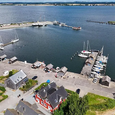 Hafennahes Mit Terrasse Und Meerblick - Timpete Steuerbord Dom wakacyjny